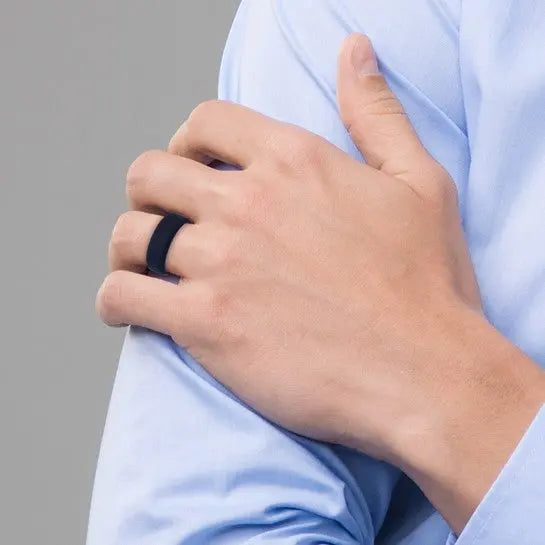 image Navy Blue Silicone Band Ring Quality Gold of Cincinnati